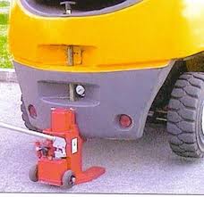 Mobile Tire Pressing Picture Mobile Tire Pressing Picture